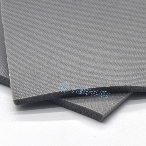 硅膠發泡板儲存時和搬運過程中需要注意哪些呢？