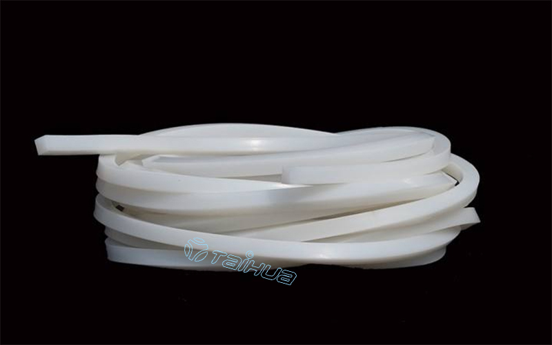 硅膠擠出制品-硅膠密封條的功能及應用有哪些？