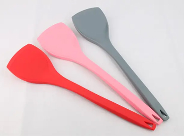 木鏟和硅膠鏟哪一種好用安全？